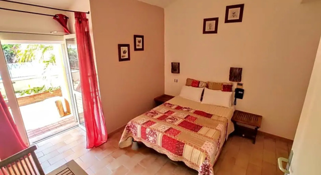 Трёхместный номер Standard Logis Hotel De La Clape