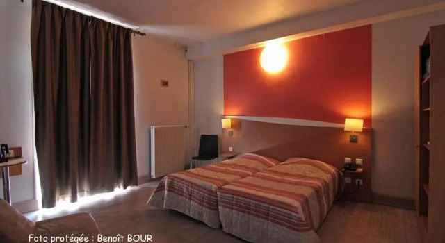 Трёхместный номер Standard Brit Hotel Grand Hotel Munster