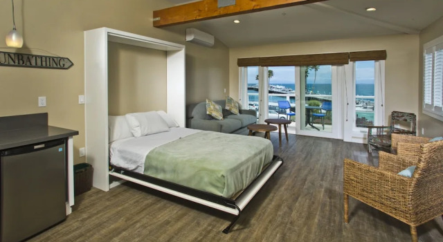 Люкс Beach Street Inn and Suites