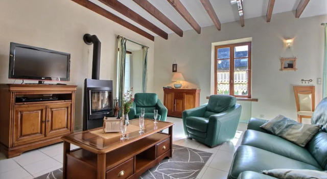 Gîte Les Roseaux proche de DINAN, Rezerwuj Hotel Saint-Helen Bretania