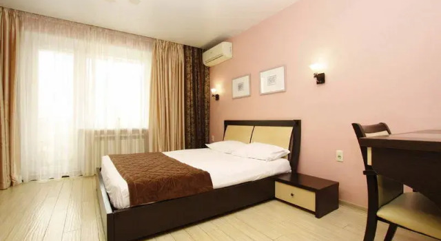 Alt Otel on str. 40-let Pobedy, bld. 31-v (art.179), Boek Hotel Tsjeljabinsk Chelyabinsk