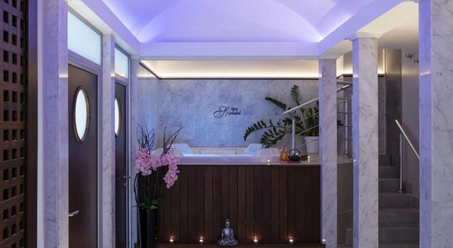 Gounod Hotel