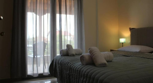 Electra, Book Villa Dorida Central Greece