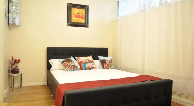 Fantastic 1 Bed in Trendy Peckham, Забронировать Отель Отели Лондона 3 звезды, рядом с Больница Кингс-Колледж, 3*