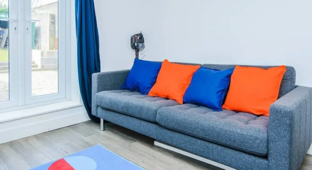Short Stay Bristol - Freeland Rear House, Varaa Huoneisto Asunnot kohteessa Merseyside, Huoneisto