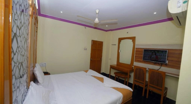 HOTEL ASWINi GRAND LODGE, Забронировать Отель Бизнес-отели Гунтур, 4* 5*
