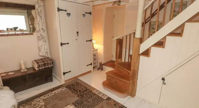Old Tether Barn, Book Hotel Hoteller i Crymych med parkering, Parkering