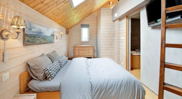 Charming Holiday Home in Stavelot With a Garden, Забронировать Дом для отпуска Ставло 