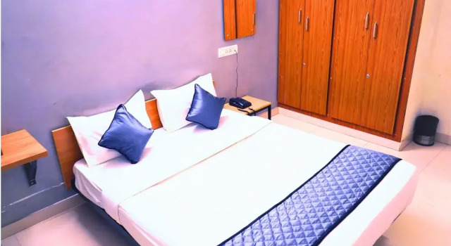 Двухместный номер Deluxe с балконом Blessings Prime Porur - Near DLF