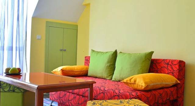 Visito Apart House