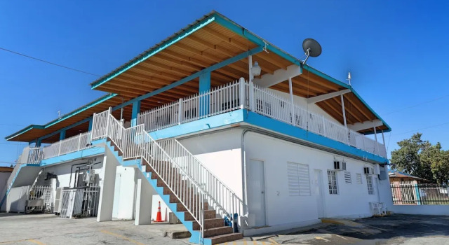 Luichy's Seaside Hotel