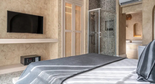 Двухместный люкс Luxury Lucky Monkey Midi Hotel