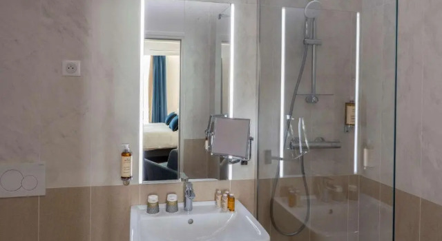 Двухместный номер Superior Mercure Paris Opera Lafayette