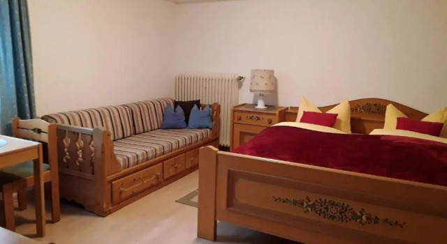 Номер Standard Pension Waldeck Fleckl