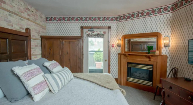 Номер Standard с балконом Inn at Cedar Crossing