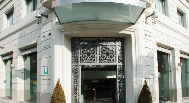 Отель Sercotel Amister Art