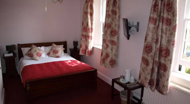Manor Inn Galmpton, Забронировать Отель Бриксем Девон