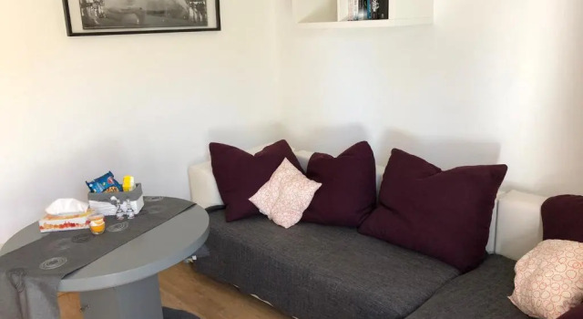 2 Zimmer Wohnung mit Balkon - Nähe Messe, Reserva ahora Hotel Haar Trudering-Riem
