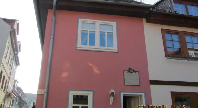 Ferienhaus zum kleinen Apfel, Забронировать Отель Эрфурт Luther Trail, рядом с Эрфуртский театр