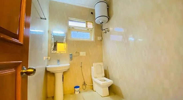 Номер Deluxe Fabhotel Prime Rozan Jaai