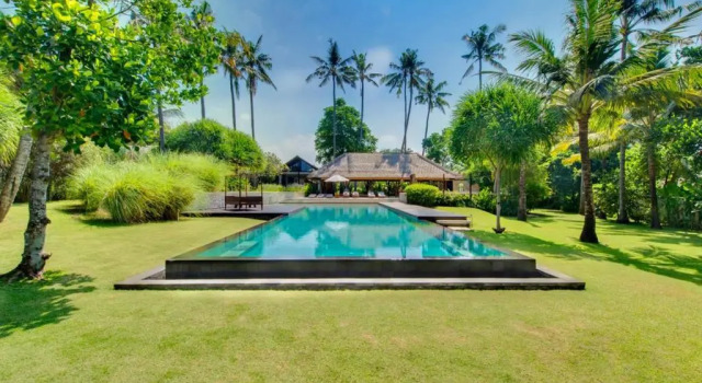 Вилла с 5 комнатами Villa Samadhana