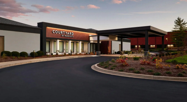 Courtyard by Marriott St Louis Creve Coeur