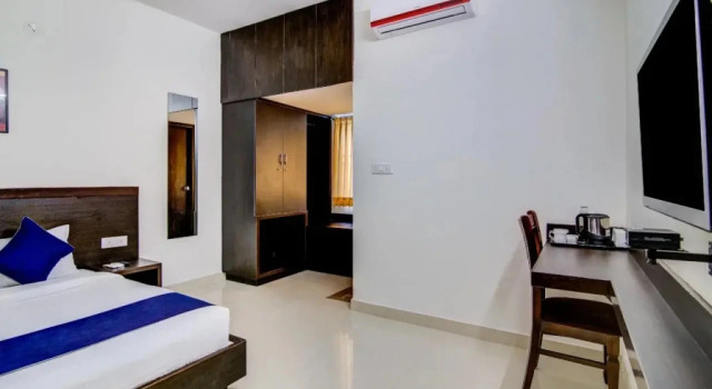 SilverKey Executive Stays 20026 RR Nagar, Забронировать Отель Tāvarikere штат Карнатака