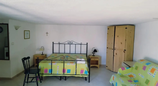 Апартаменты c 1 комнатой Beach Front Studio Apartment Tonnarella