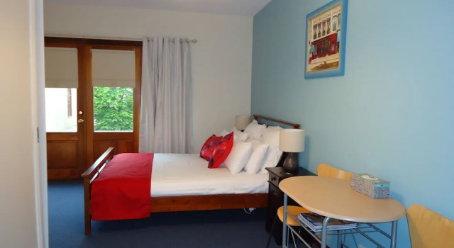 Номер Comfort с балконом Tranquilles Bed & Breakfast