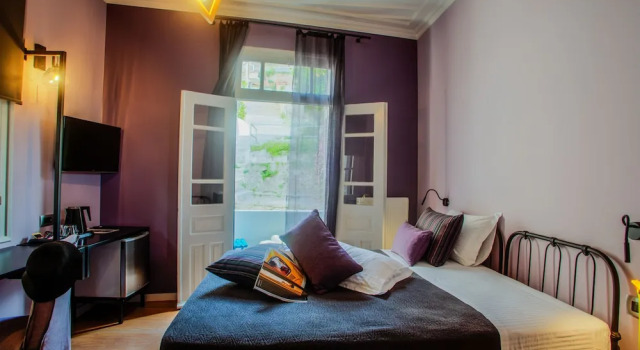 Двухместный номер Standard с балконом Aethra Boutique Rooms