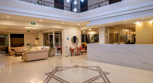 Eurohotel Theo Hotel, Забронировать Отель Айия-Марина-Неа-Кидония Западный Крит