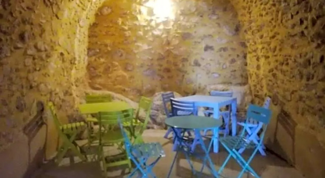 Gîte d'étape de Vitrolles en Luberon, Rezerwuj Hotel Vitrolles-en-Luberon Marsylia