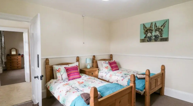 The Vale, Rezervasyon Tatil Evi Merseyside villalar, Villa