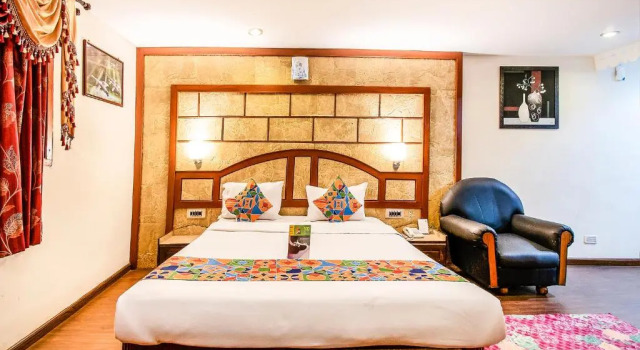 Люкс FabHotel Roshan Residency - Nr Kurinji Andavar Temple