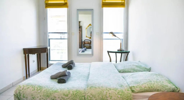 Breteuil - Duplex 3 chambres terrasse et parking, Забронировать Апартаменты/квартира Отели Марселя с парковкой, рядом с Национальный театр Марселя Ла Крие, Парковка