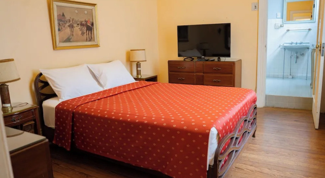 Трёхместный семейный номер Standard Gran Hotel Bolivar