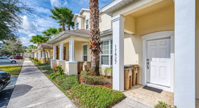 Nice and pleasant townhome villa with private pool near Disney, Book Villa Hoteller i Four Corners med pool, Swimmingpool