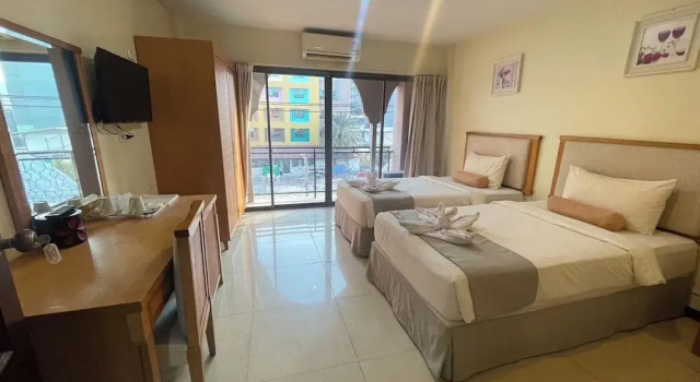 Двухместный номер Deluxe Babylon Residence Inn pattaya