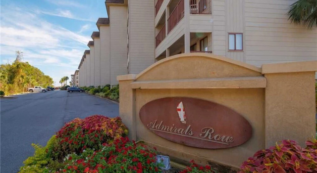 Beach & Tennis Admirals Row 320 - Two Bedroom Condo