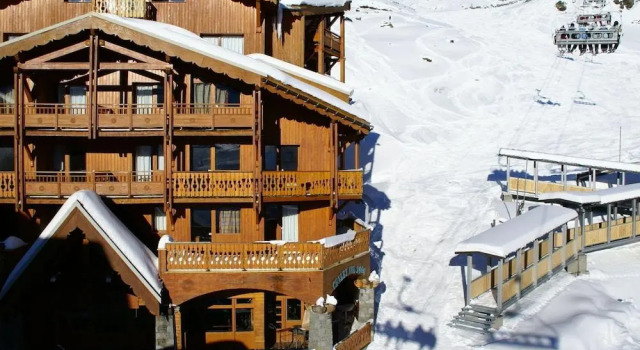Nice Apartment Near The Slopes And Center Of Val Thorens, Prenota Appartamento Hotel SPA a Alvernia, SPA