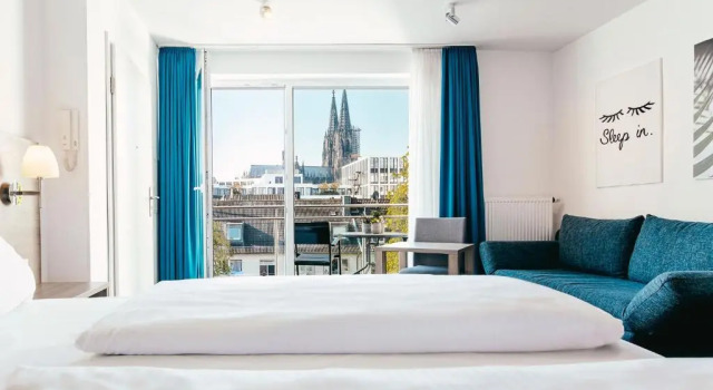 Апартаменты Superior с балконом Haus am Dom - Apartments und Ferienwohnungen