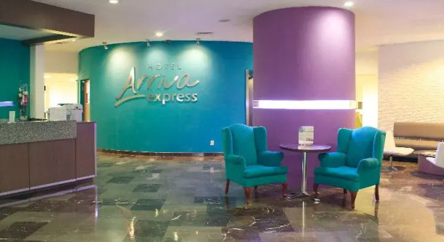 Vista Express Plaza Del Sol