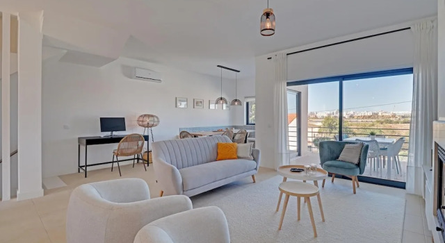 Casa Ferraguido by Portucasa