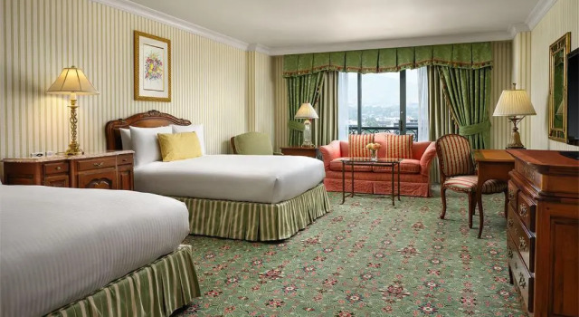 Двухместный номер Premium Grand America Hotel