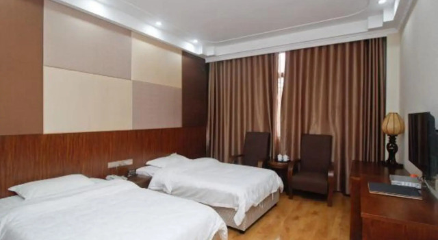 Sanhe International Hotel