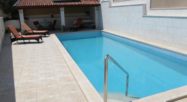 Апартаменты c 1 комнатой с балконом и с видом на море Villa Marica Primošten
