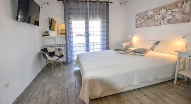 Студия Apartments and Room Danijel