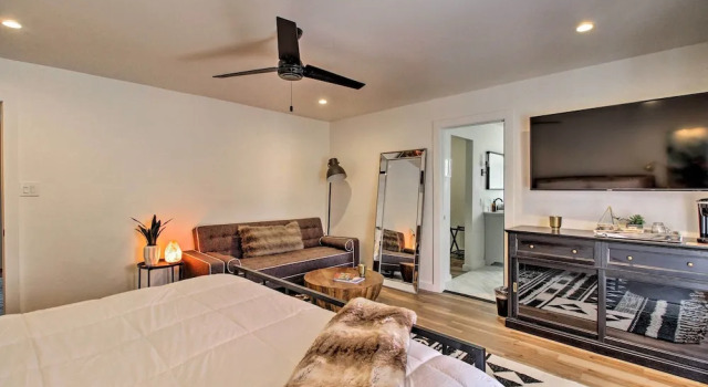 Luxury Albuquerque Home w/ Pool, Deck, + Hot Tub!, Varaa Lomakoti Albuquerque New Mexico