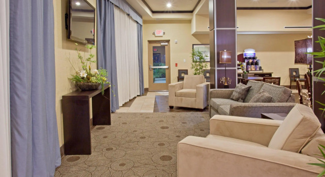 Holiday Inn Express Hotel & Suites Beaumont Northwest, Book Hotel Hoteller i Beaumont med pool, Swimmingpool