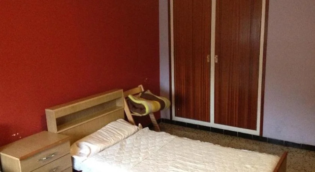 Hostel Alhambra, Prenota Ostello Salt Gironès